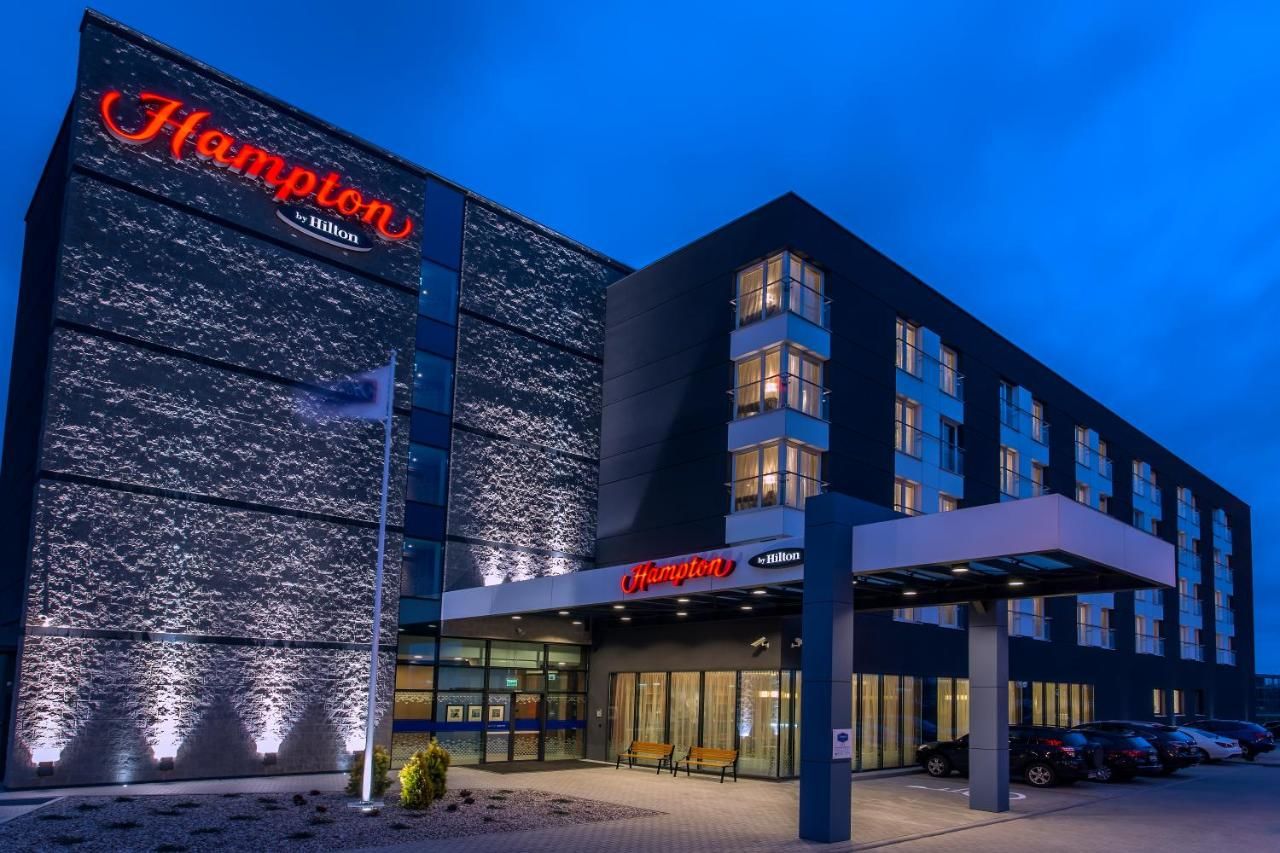 Отель Hampton by Hilton Gdansk Airport Гданьск-Рембехово-5
